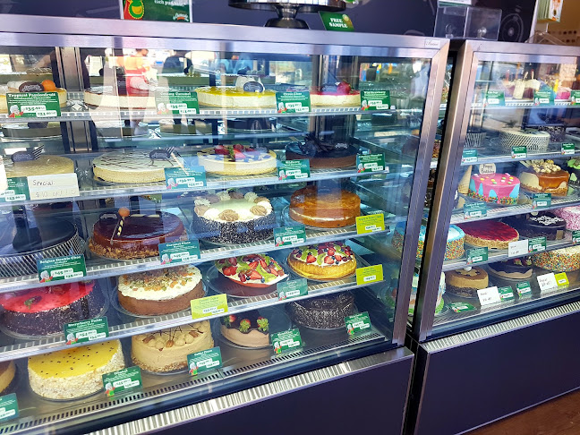 Comments and reviews of The Cheesecake Shop Ormiston