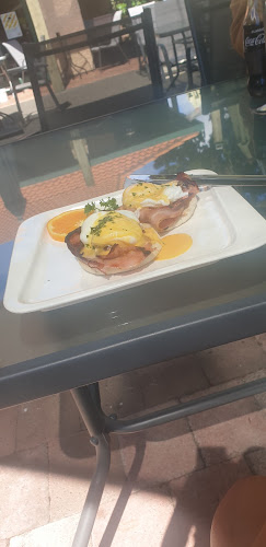 Comments and reviews of Serendipity Cafe