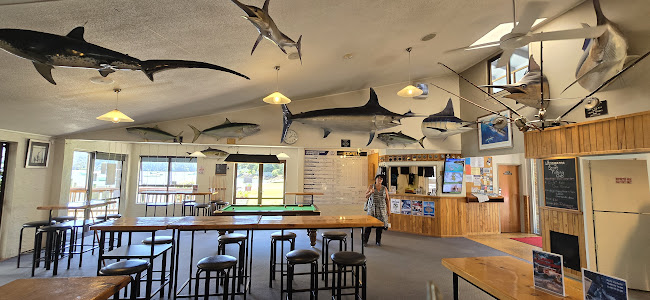 Whangaroa Sport Fishing Club Café & Bistro - Whangaroa