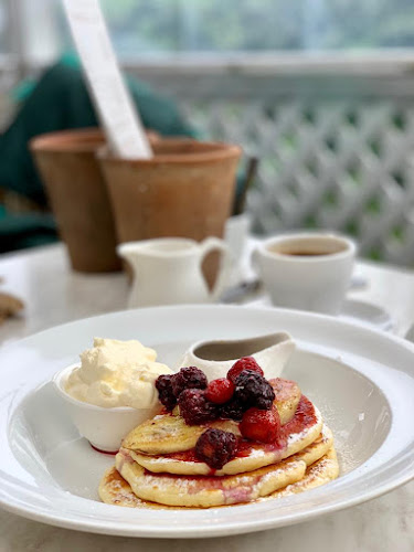 Comentarii opinii despre The Old Mill Waterfront Cafe