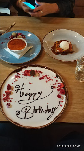 21 Days Bar & Brasserie - Auckland