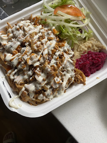 Nik's Kebab & Pizza - Hospitality and gastronomy