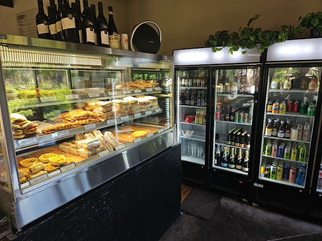 Reviews of The Corner Stone Cafe in Ngatea - Hospitality and gastronomy