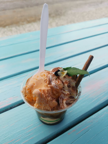 Peake’s Kitchen & Ice Cream, Store - Hospitality and gastronomy