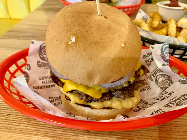 Rizzo's Pizzeria & Kitchen - Hospitality and gastronomy