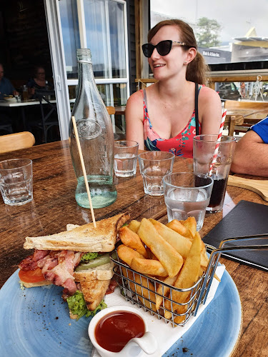 Opinii despre Butlers Reef Restaurant, Bar and Function Venue în Ōakura - Hospitality and gastronomy