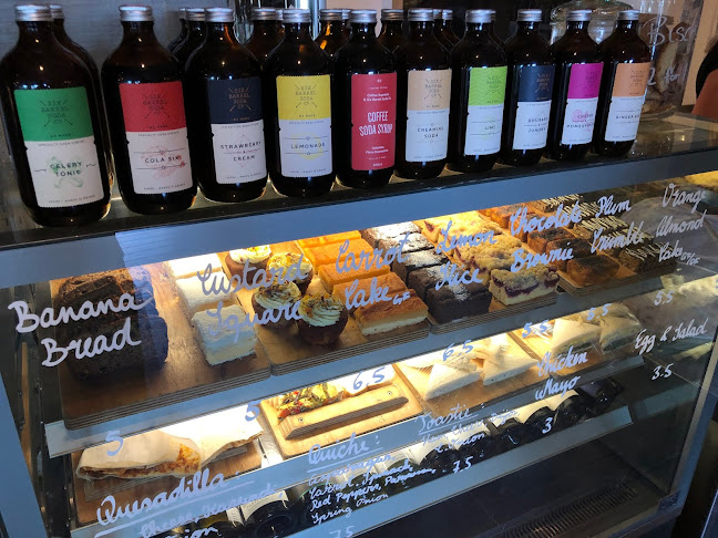 Comments and reviews of Milk & Honey Restaurant