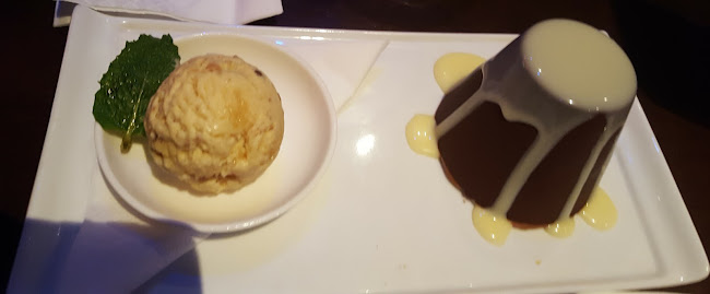 Costas Taverna Greek Restaurant and Ouzo Bar - Hospitality and gastronomy