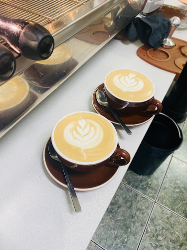 Opinii despre Joe ‘s coffee and bakery în Paeroa - Hospitality and gastronomy