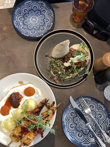 Sylvia Park Shopping Centre 66 Dining Lane, Mount Wellington Highway, Auckland 1060, New Zealand