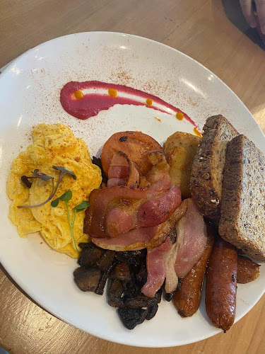 Lux Cafe - Hospitality and gastronomy