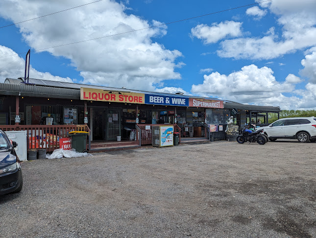 Hunua Falls Cafe and Bar - Hospitality and gastronomy