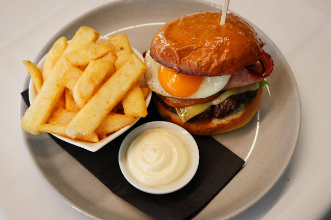 Zenders Cafe and Venue - Hamilton