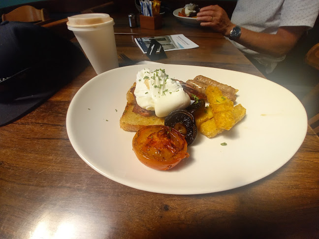 PR's Cafe & Restaurant - Hospitality and gastronomy