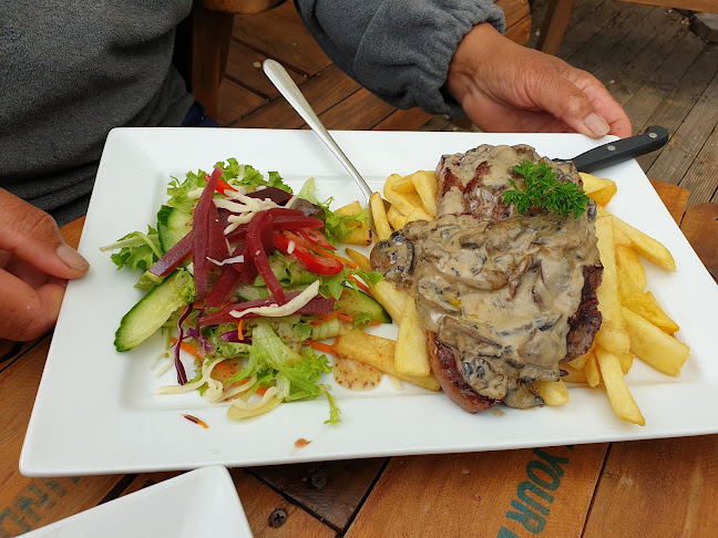 Comentarii opinii despre Towai Tavern