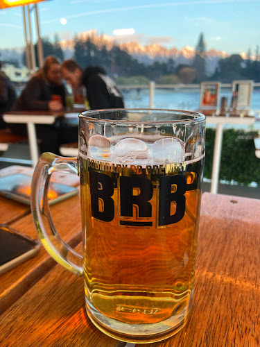 Comentarii opinii despre Perky's - Floating Bar Queenstown