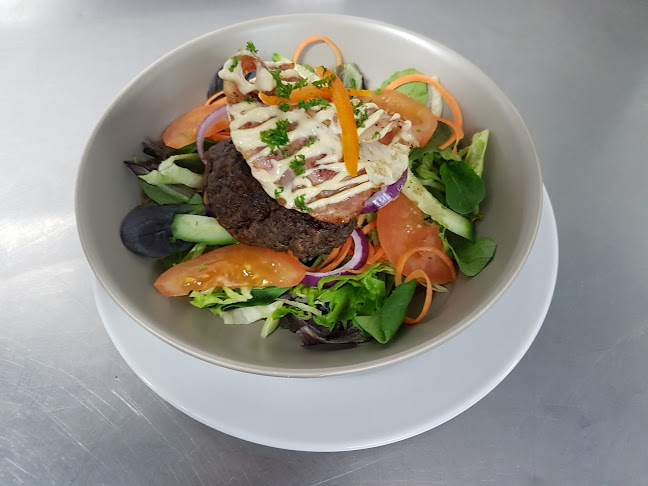 Opinii despre Sugarloaf Beach Bar în Waiwera - Hospitality and gastronomy