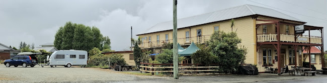 Reviews of Formerly The Blackball Hilton in Blackball - Hospitality and gastronomy