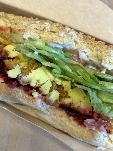 BurgerFuel Mt Wellington Phone number