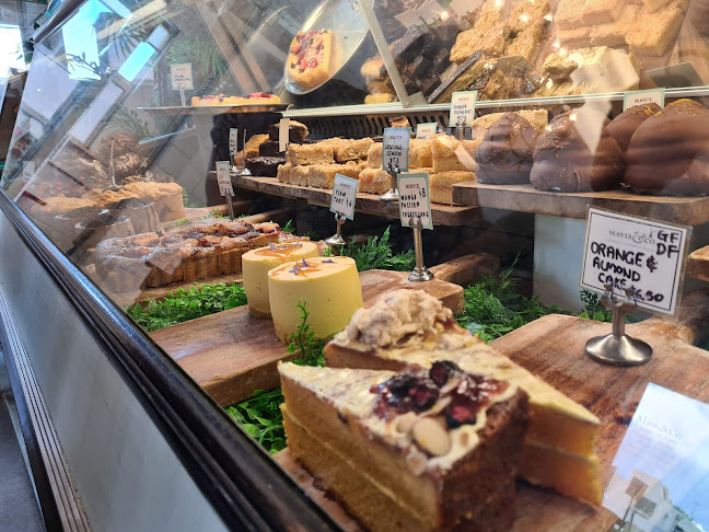 Mavis & Co - Hospitality and gastronomy