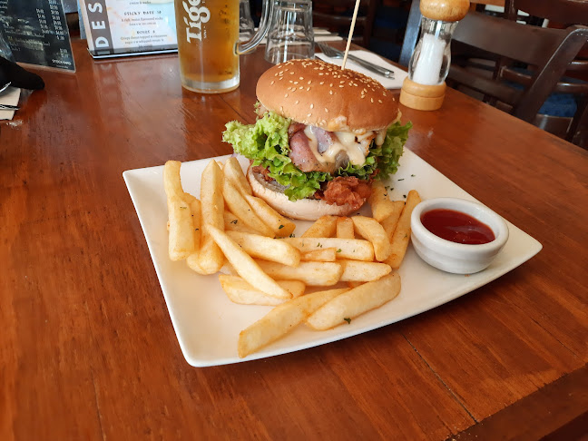 The Denbigh Hotel - Feilding