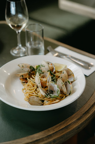 Comentarii opinii despre The Gables Osteria & Enoteca