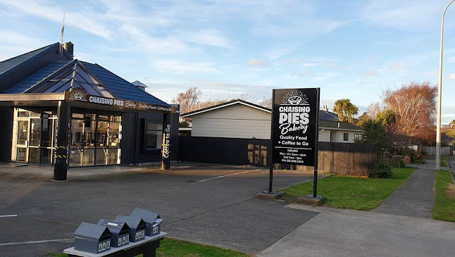 Chaising Pies Bakery