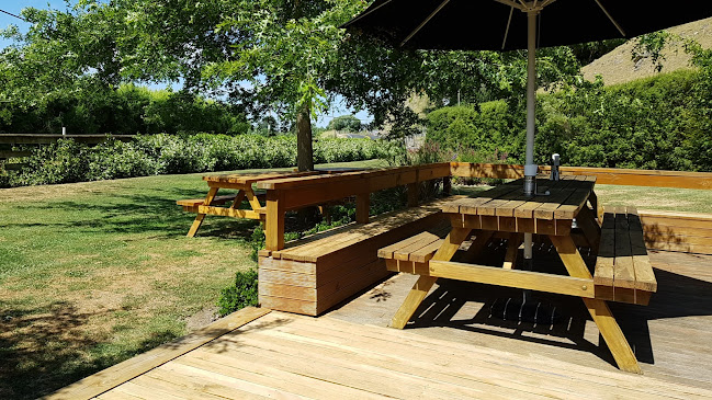 The Chook And Filly - Country Pub - Hospitality and gastronomy