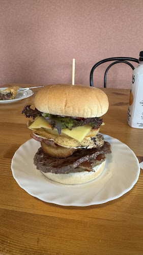 Coach Cafe Raetihi - Hospitality and gastronomy