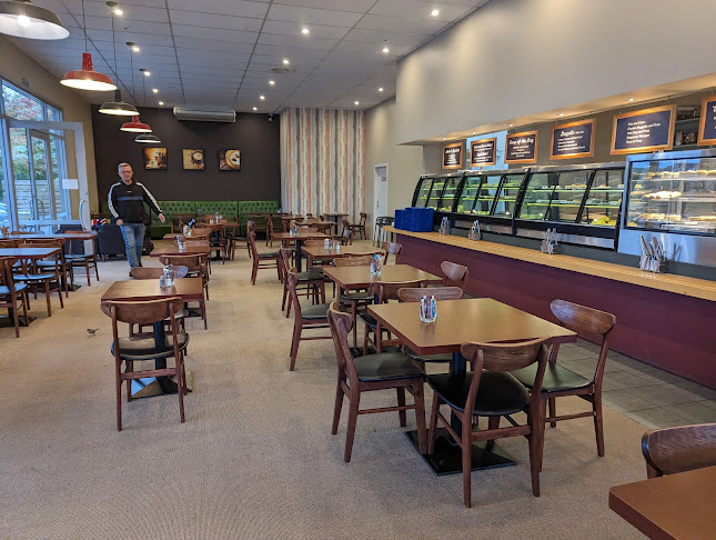 Anna's Cafe - Hospitality and gastronomy