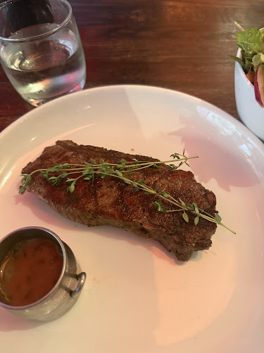 Carlton Bar & Steakhouse - Hospitality and gastronomy