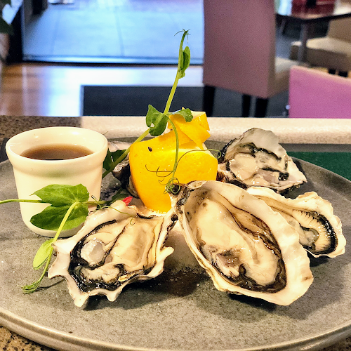 Porterhouse Grill Phone number