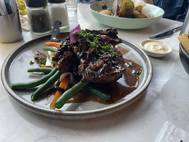 Mission Bay Cafe - Hospitality and gastronomy