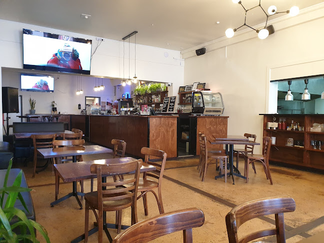 Comentarii opinii despre Cutlers Entertainment