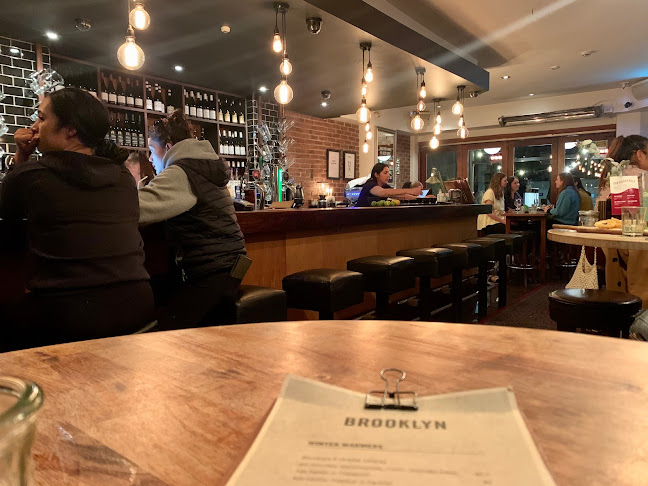 Manhattan Bar + Eatery - Hospitality and gastronomy