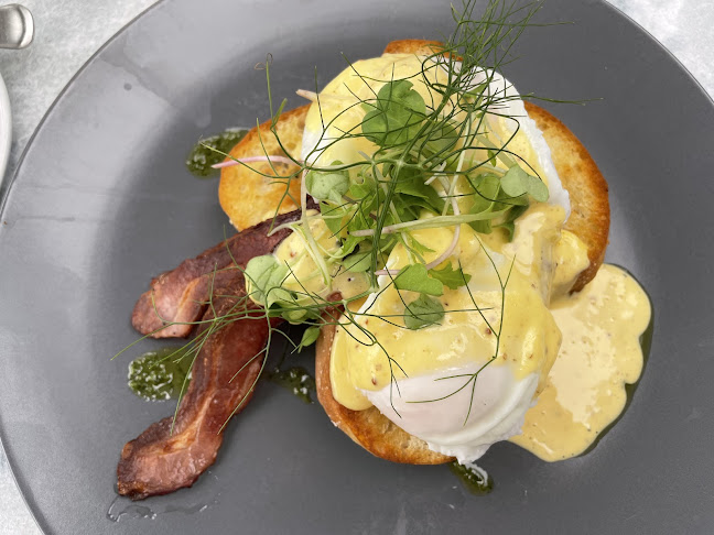 Comentarii opinii despre The Old Mill Waterfront Cafe