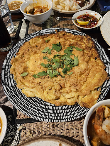 Red Elephant Thai cuisine and Karaoke Bar - Hospitality and gastronomy