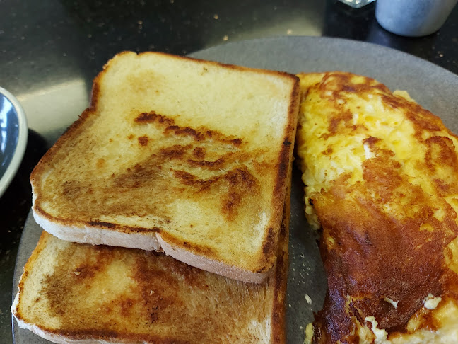 Comentarii opinii despre Crisp Cafe & Gifts