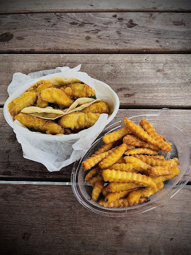 Clarks Beach Takeaways - Clarks Beach