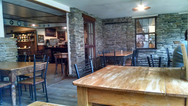 Cardrona Hotel - Restaurant and Pub
