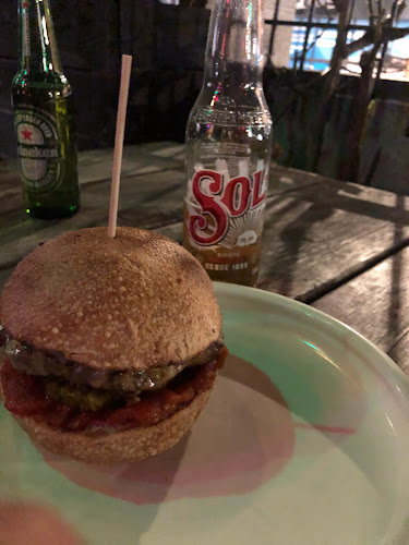 Comentarii opinii despre Smash Palace