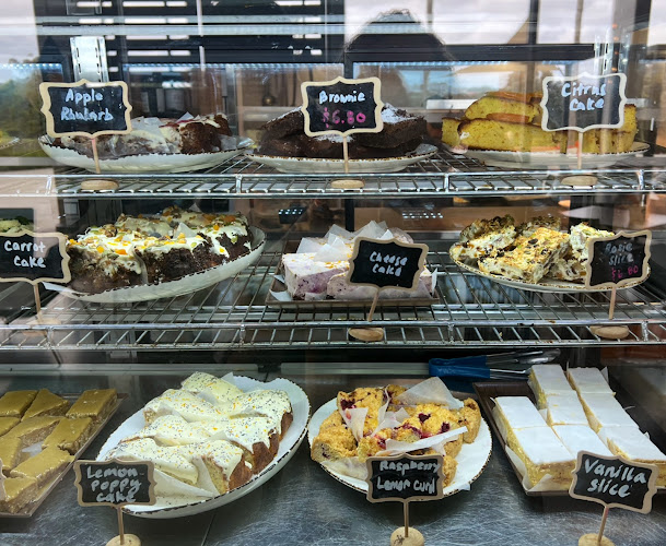 102 Hill Road, Manurewa, Auckland 2105, New Zealand