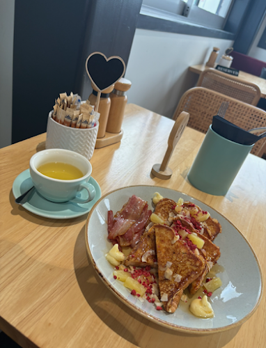 Comentarii opinii despre Alfies Cafe