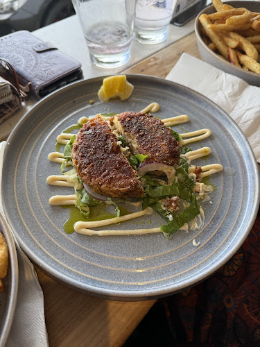 Jesse's on the Waterfront - Hospitality and gastronomy