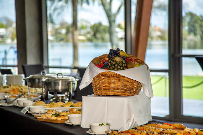 Opinii despre The Verandah Cafe & Function Centre în Hamilton - Hospitality and gastronomy