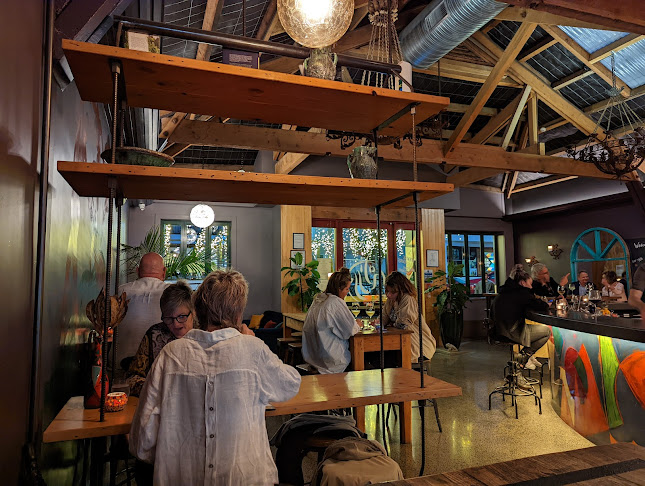 Matisse Wine Shop & Bar Open Times