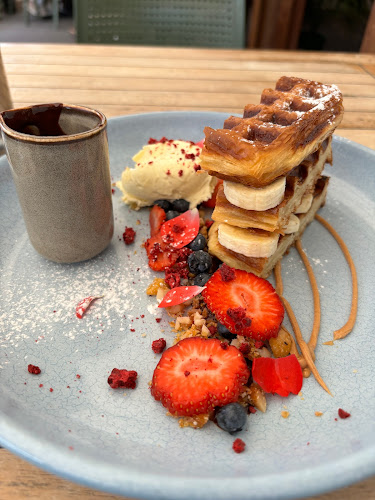 Comentarii opinii despre Eddie's Brunch Parlour