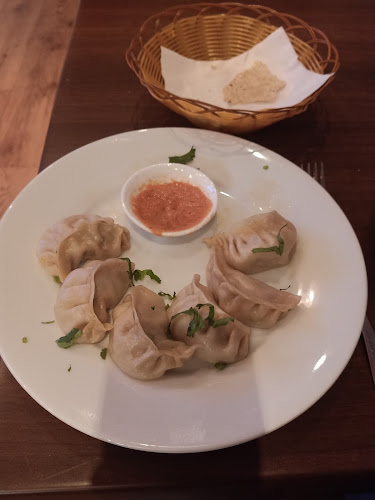 Comments and reviews of Mt Everest Kitchen