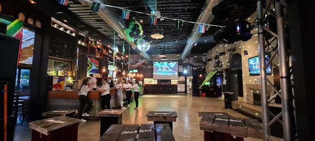 Applejack's Bar & Eatery Open Times