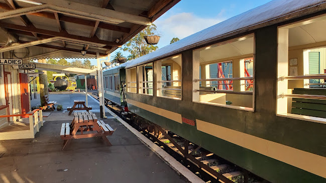 Comentarii opinii despre Railway Station Cafe